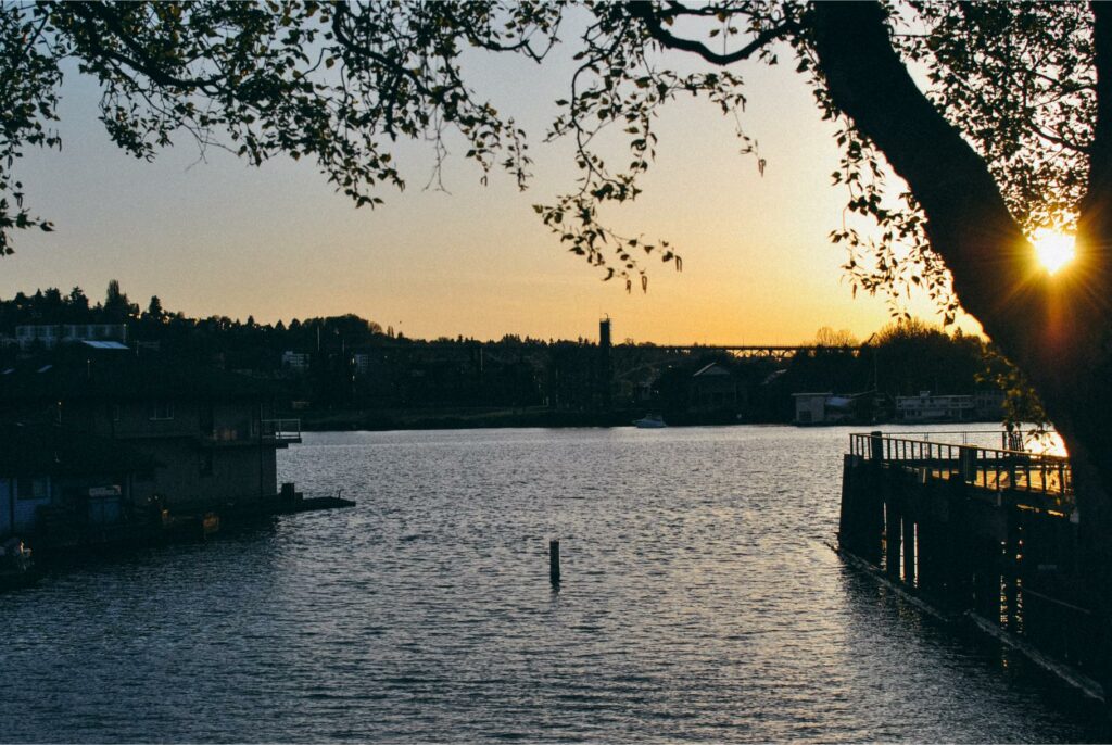 2013 Seattle Eastlake Outlook